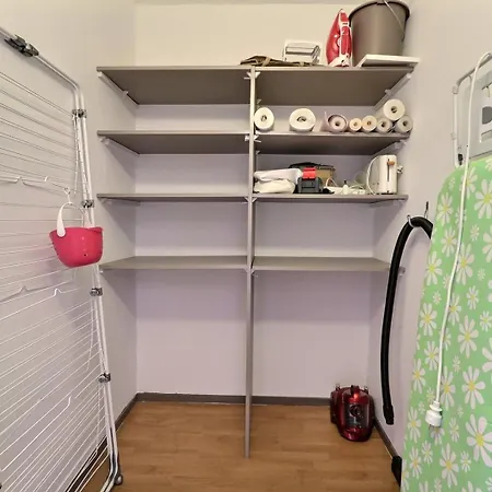 Lombards 3 Chb Esc, Utt Apartment *
